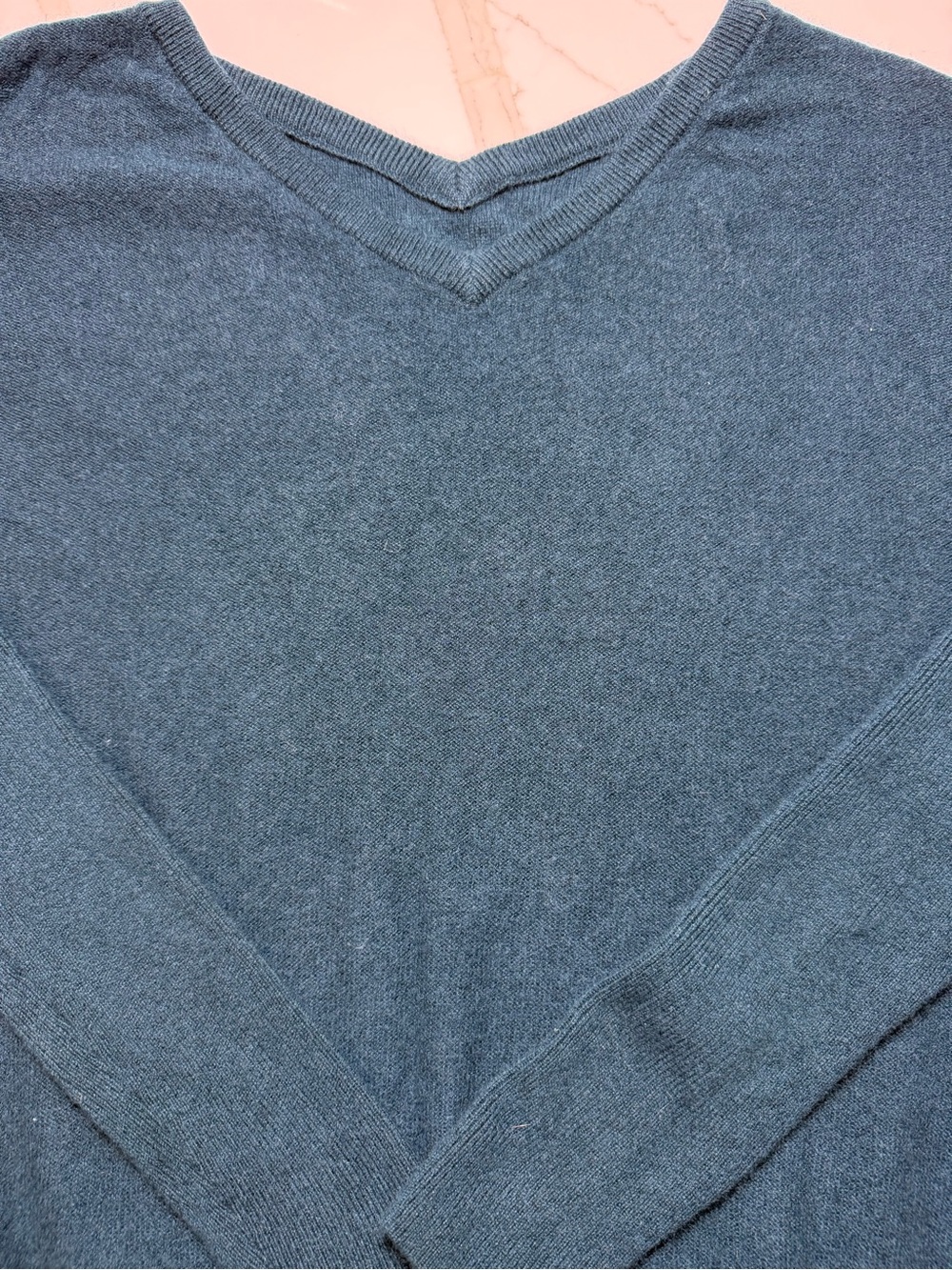 Maeve Women’s Cashmere V-Neck Sweater in Teal - Picture 2 of 7